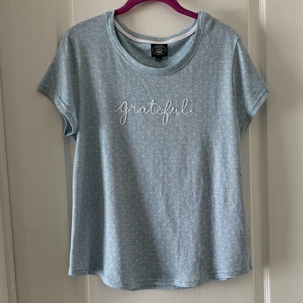 Laura Ashley Grateful tee